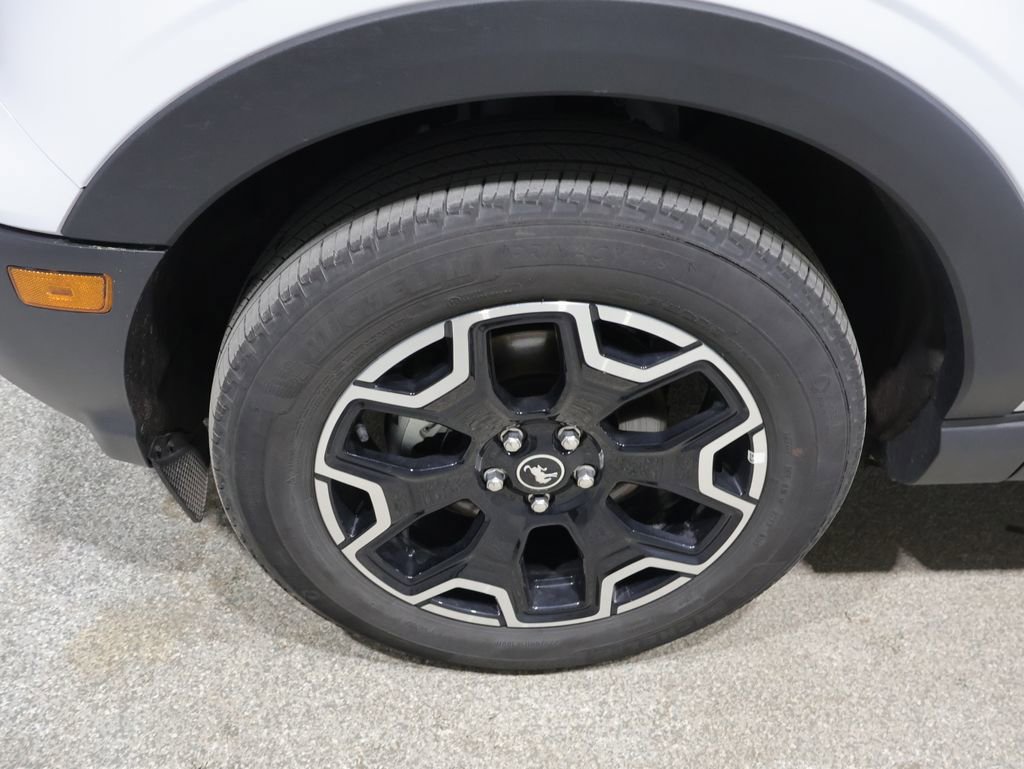 Used 2025 Ford Bronco Sport Outer Banks w/ Outer Banks Tech Package+ AWD/4WD image 8