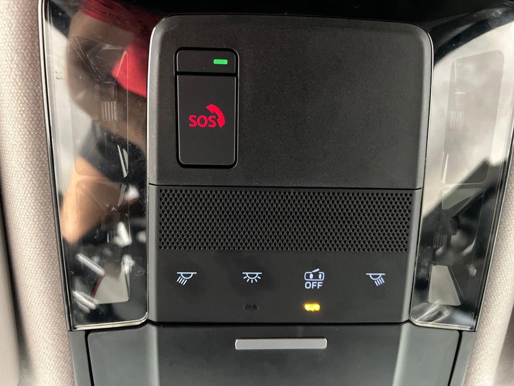 Used 2025 Mitsubishi Outlander SE image 63