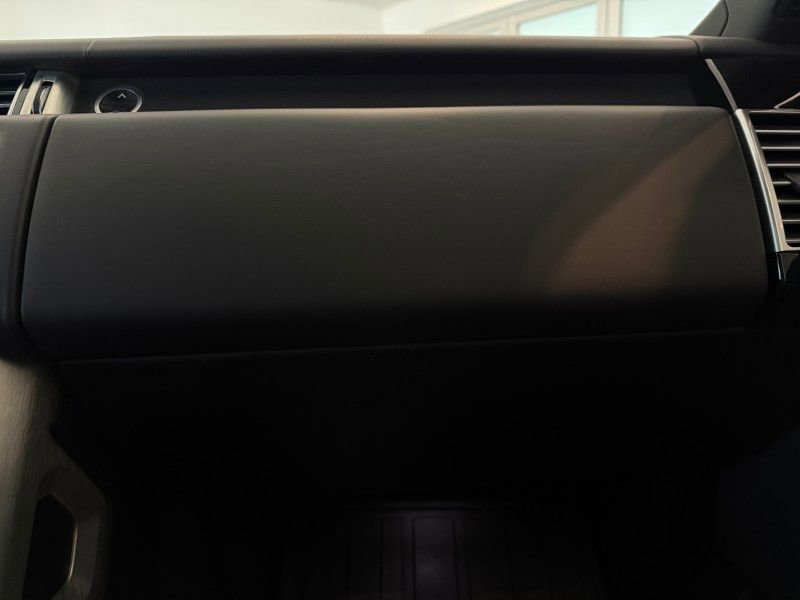 Used 2020 Land Rover Range Rover HSE image 39