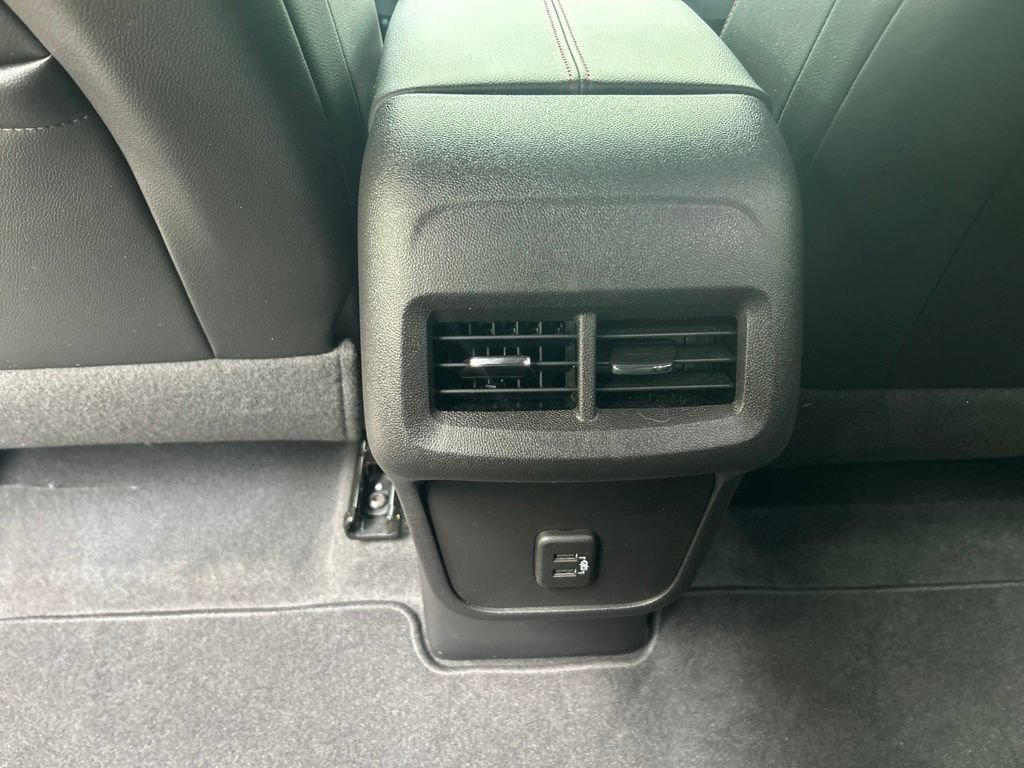 Used 2024 Chevrolet Equinox RS FWD image 30