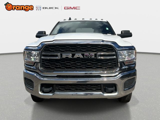 Used 2022 RAM 3500 Tradesman w/ Chrome Appearance Group AWD/4WD image 8