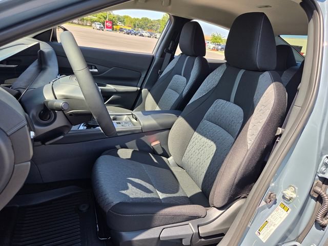 New 2026 Nissan Sentra SV w/ SV Convenience Package FWD image 9