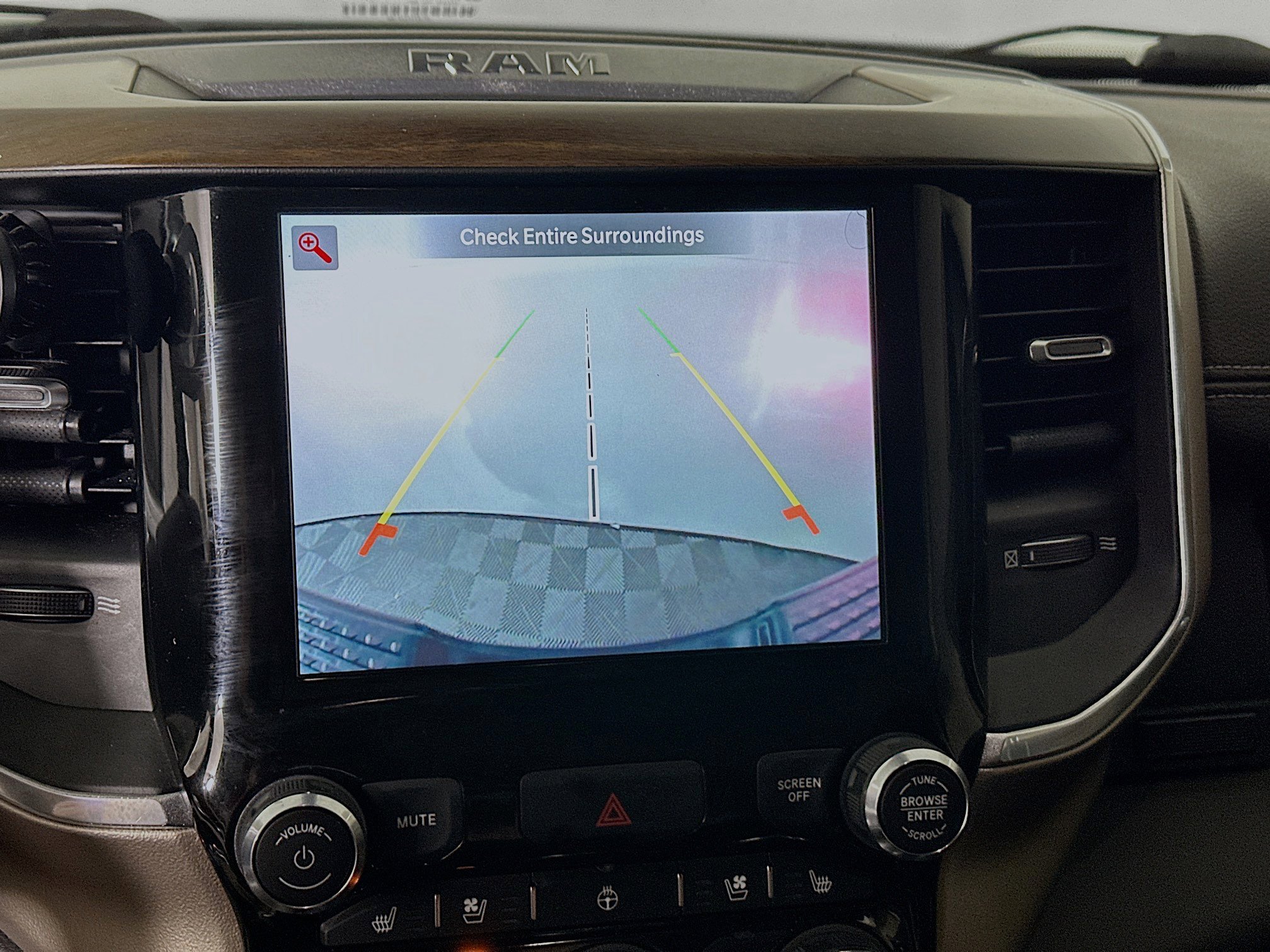 Used 2022 RAM 2500 Laramie image 25