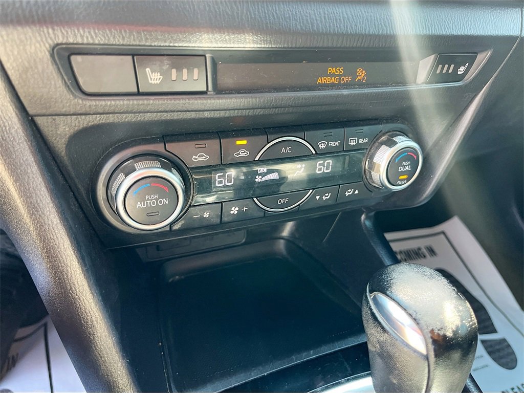 Used 2017 MAZDA MAZDA3 Touring w/ Popular Equipment Package image 15