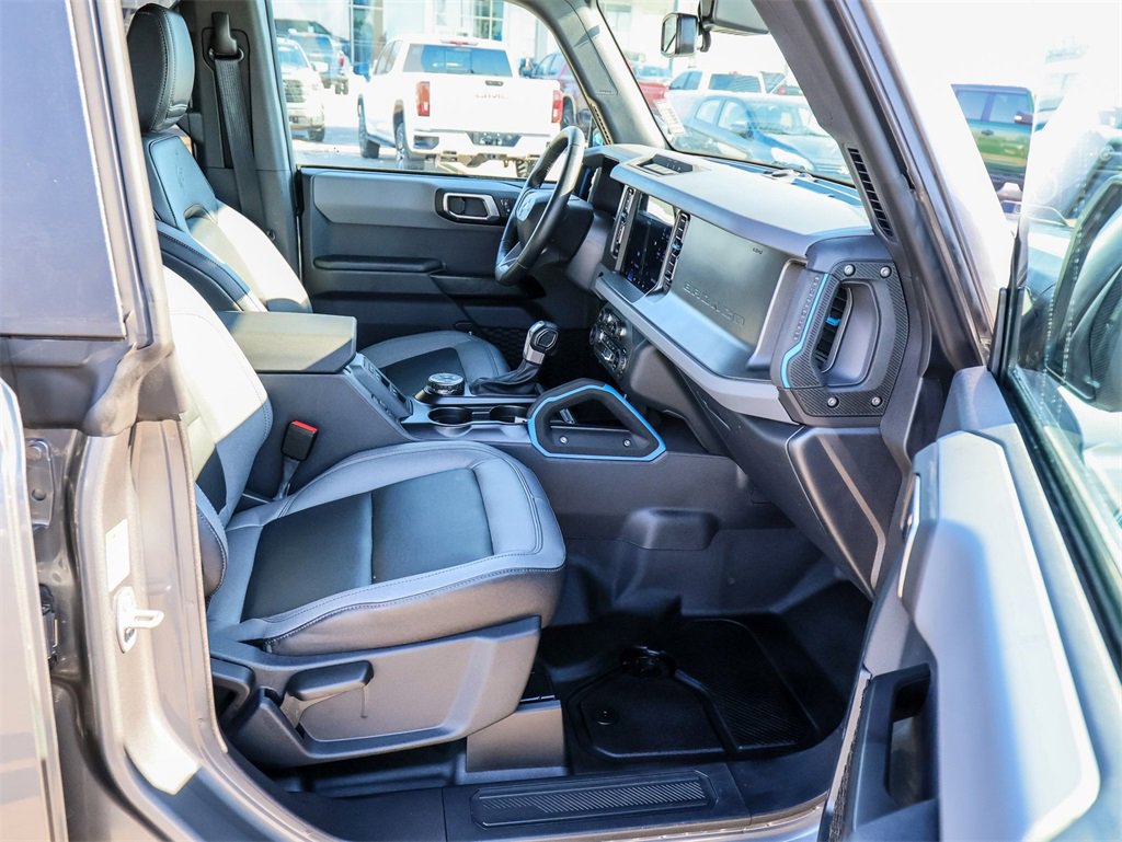 Used 2024 Ford Bronco Black Diamond image 12