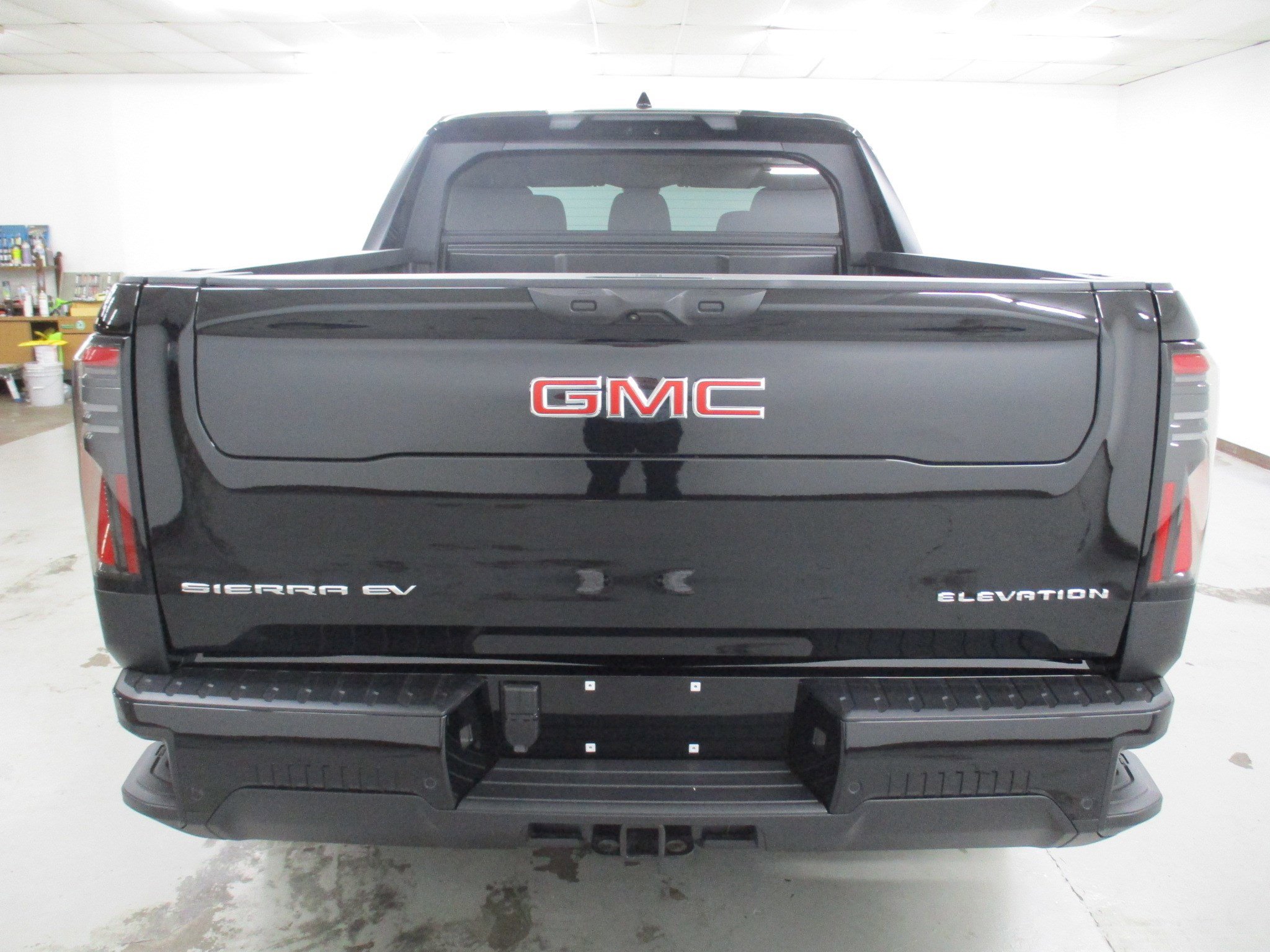New 2026 GMC Sierra EV Elevation w/ Premium Package image 4