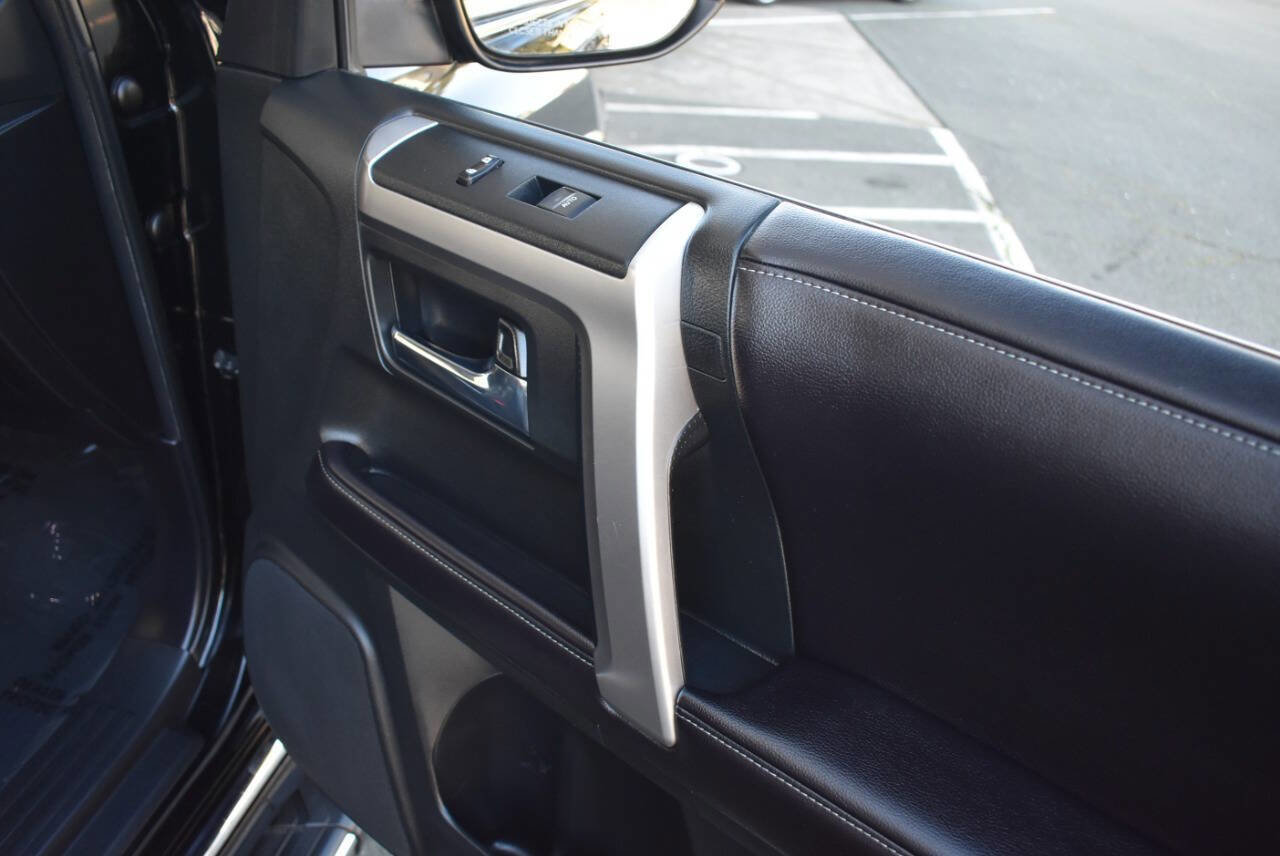 Used 2016 Toyota 4Runner Limited image 55