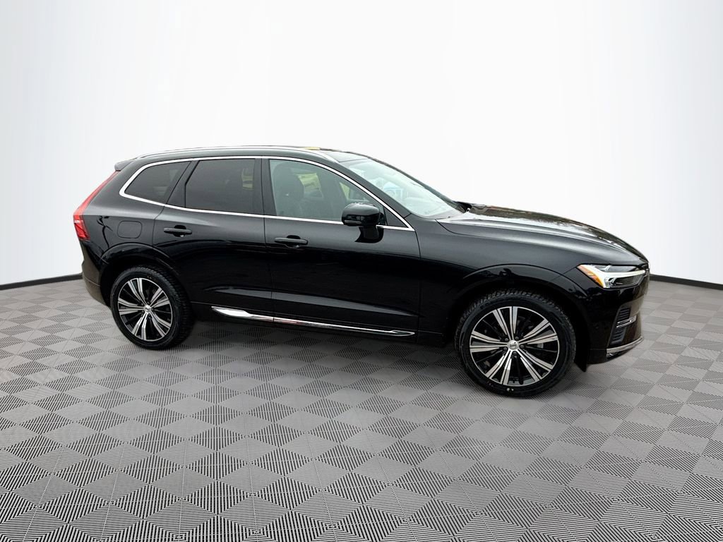 Used 2023 Volvo XC60 B5 Ultimate AWD/4WD image 5