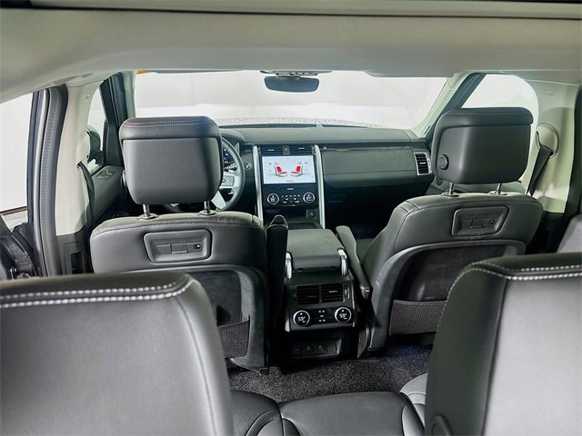 Used 2024 Land Rover Discovery S image 25