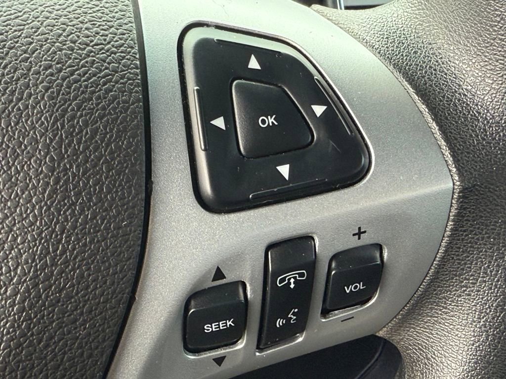 Used 2017 Ford Taurus Base image 23