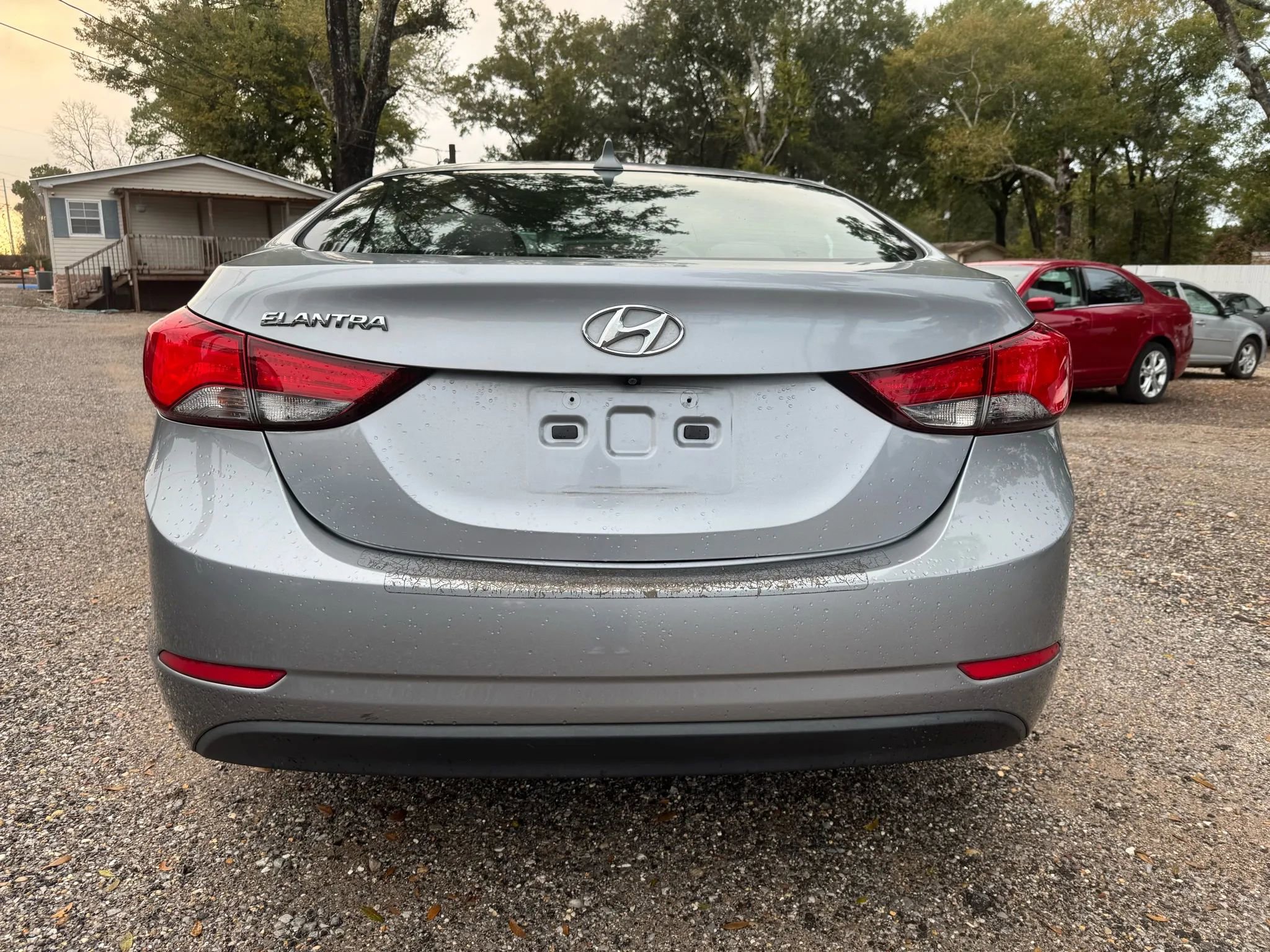 Used 2015 Hyundai Elantra SE w/ Option Group 03 image 4