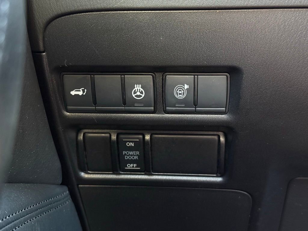 Used 2024 Nissan Armada SL image 30