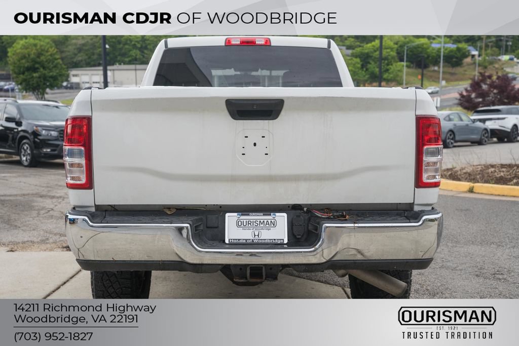 Used 2022 RAM 2500 Tradesman w/ Chrome Appearance Group AWD/4WD image 6