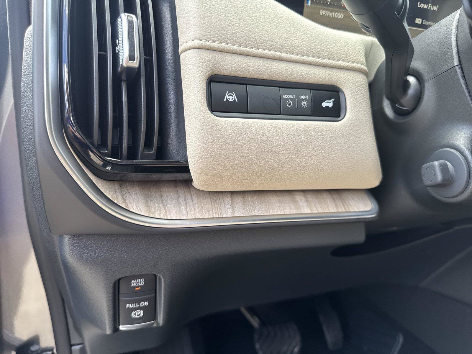 New 2026 Nissan Armada Platinum w/ Accent Package RWD image 15