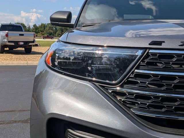 Used 2023 Ford Explorer XLT RWD image 12