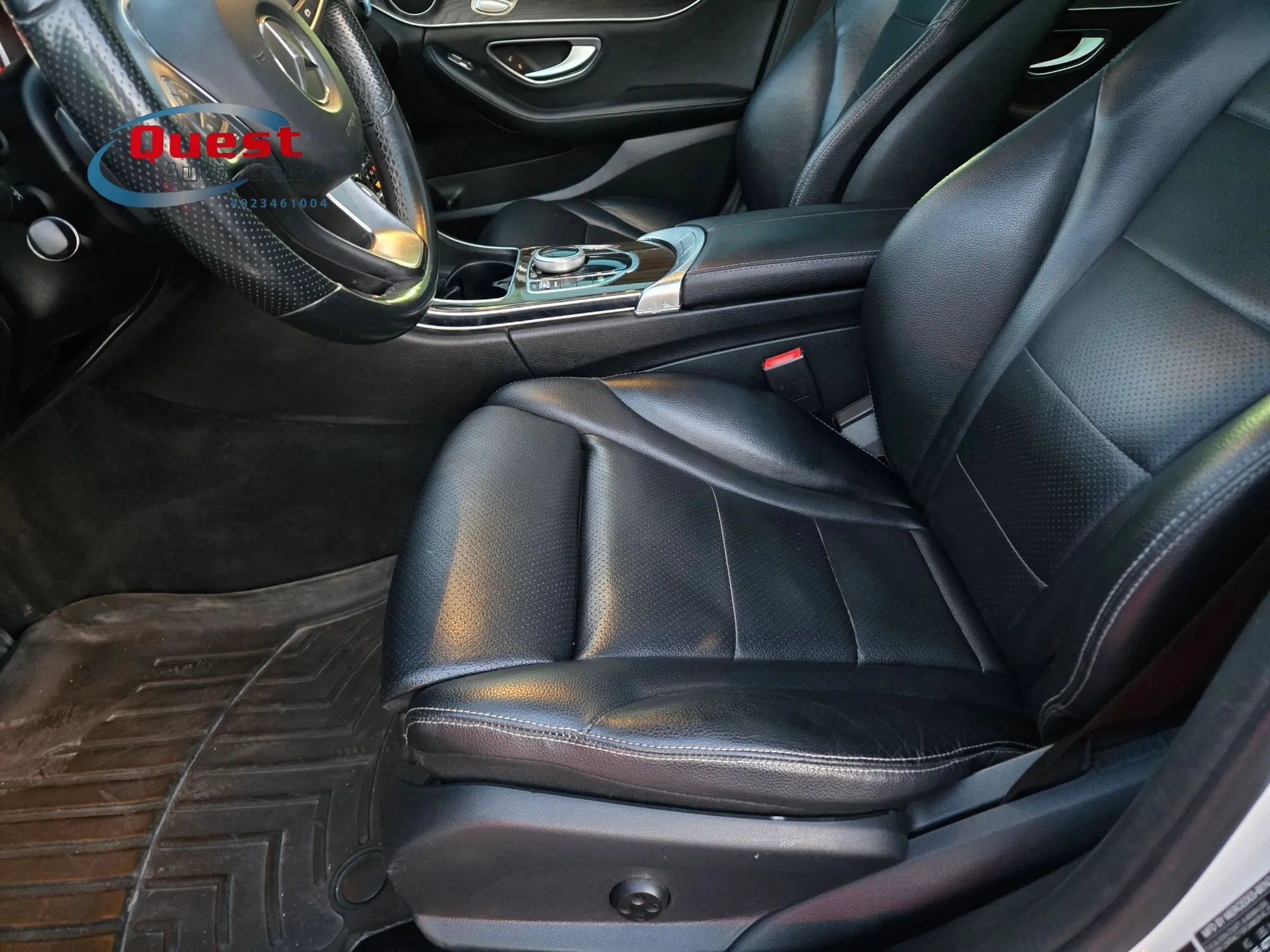 Used 2017 Mercedes-Benz C 300 4MATIC Sedan image 28