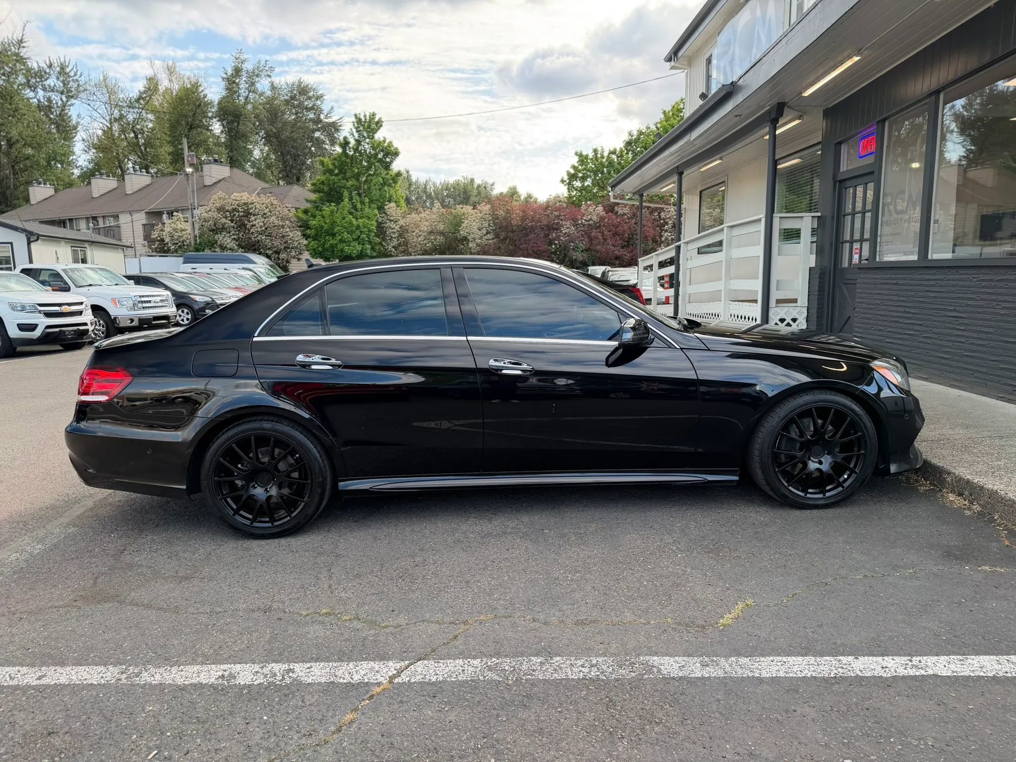 Used 2014 Mercedes-Benz E 350 Sedan image 8