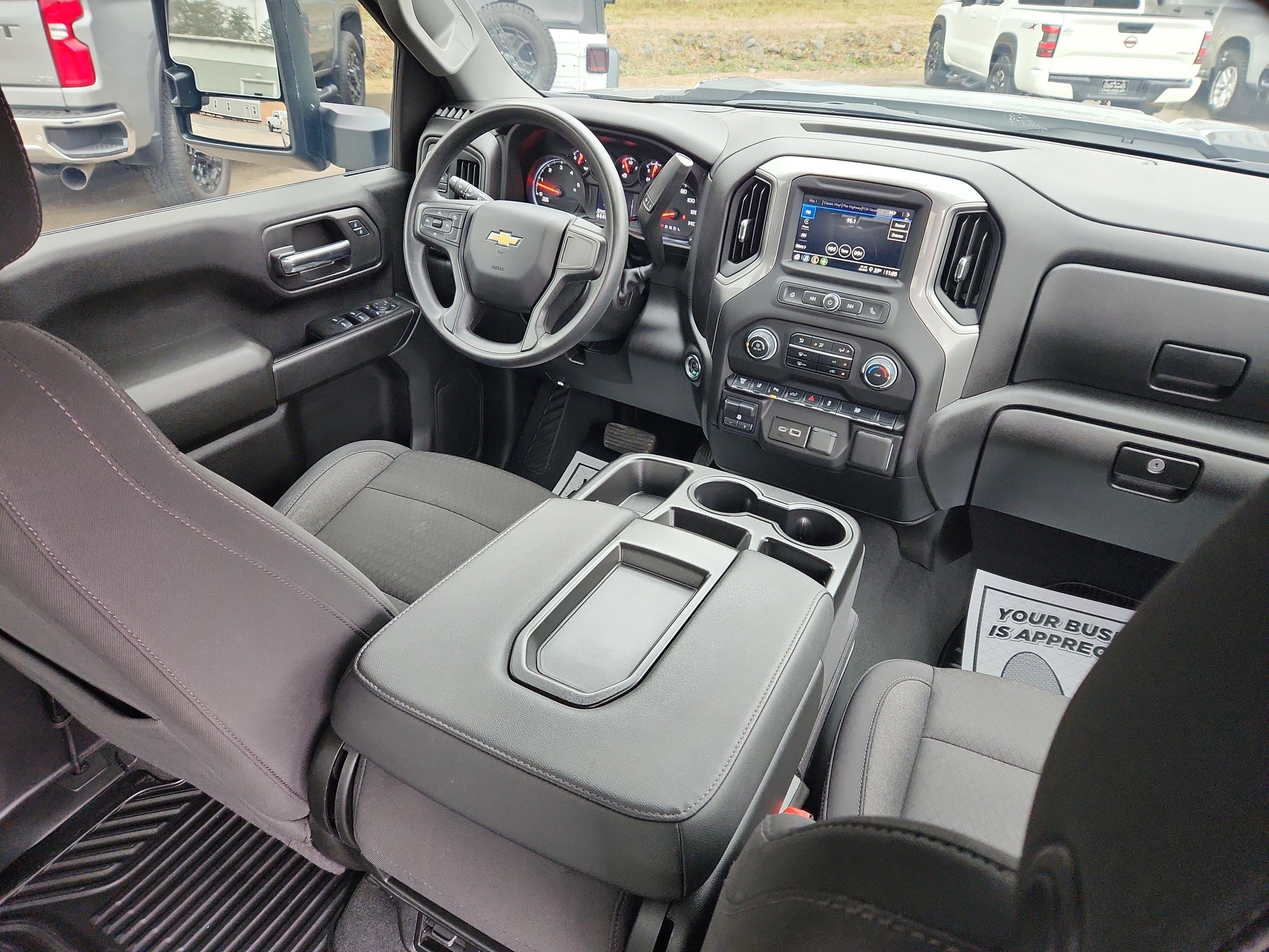 Used 2025 Chevrolet Silverado 2500 Custom w/ Custom Value Package image 33