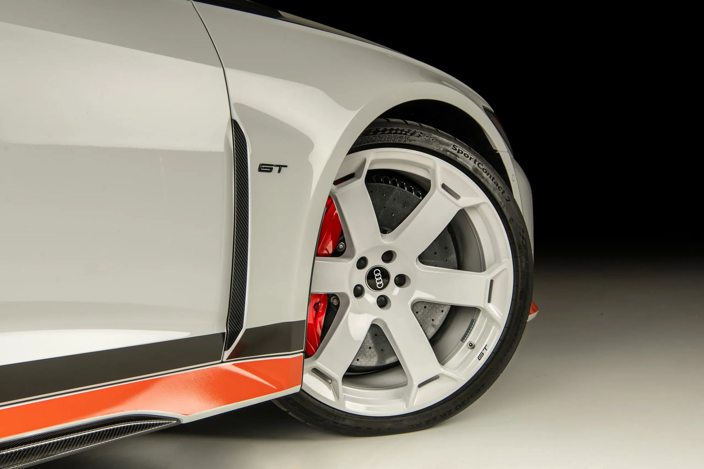 Used 2025 Audi RS 6 performance image 18