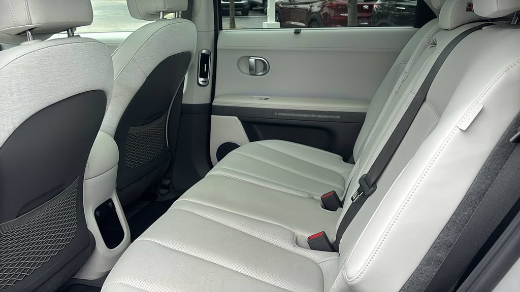 Used 2024 Hyundai Ioniq 5 Limited AWD/4WD image 28