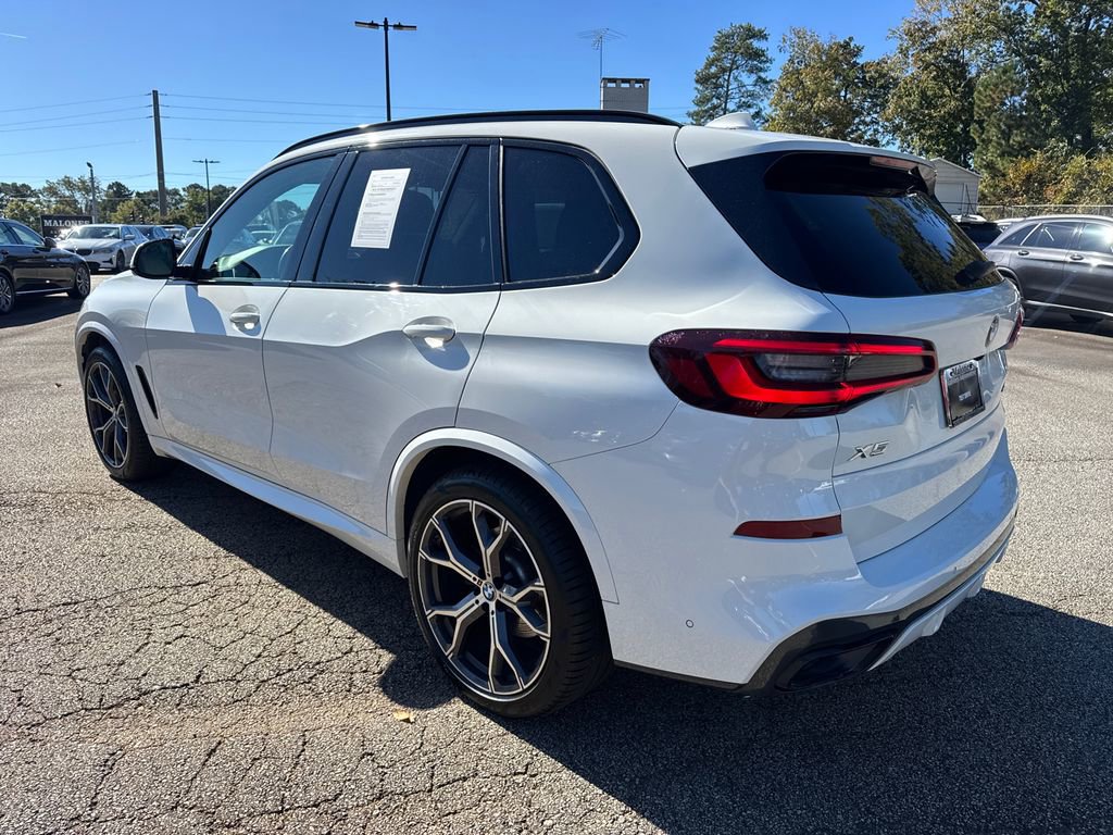 Used 2022 BMW X5 sDrive40i w/ M Sport Package RWD image 5