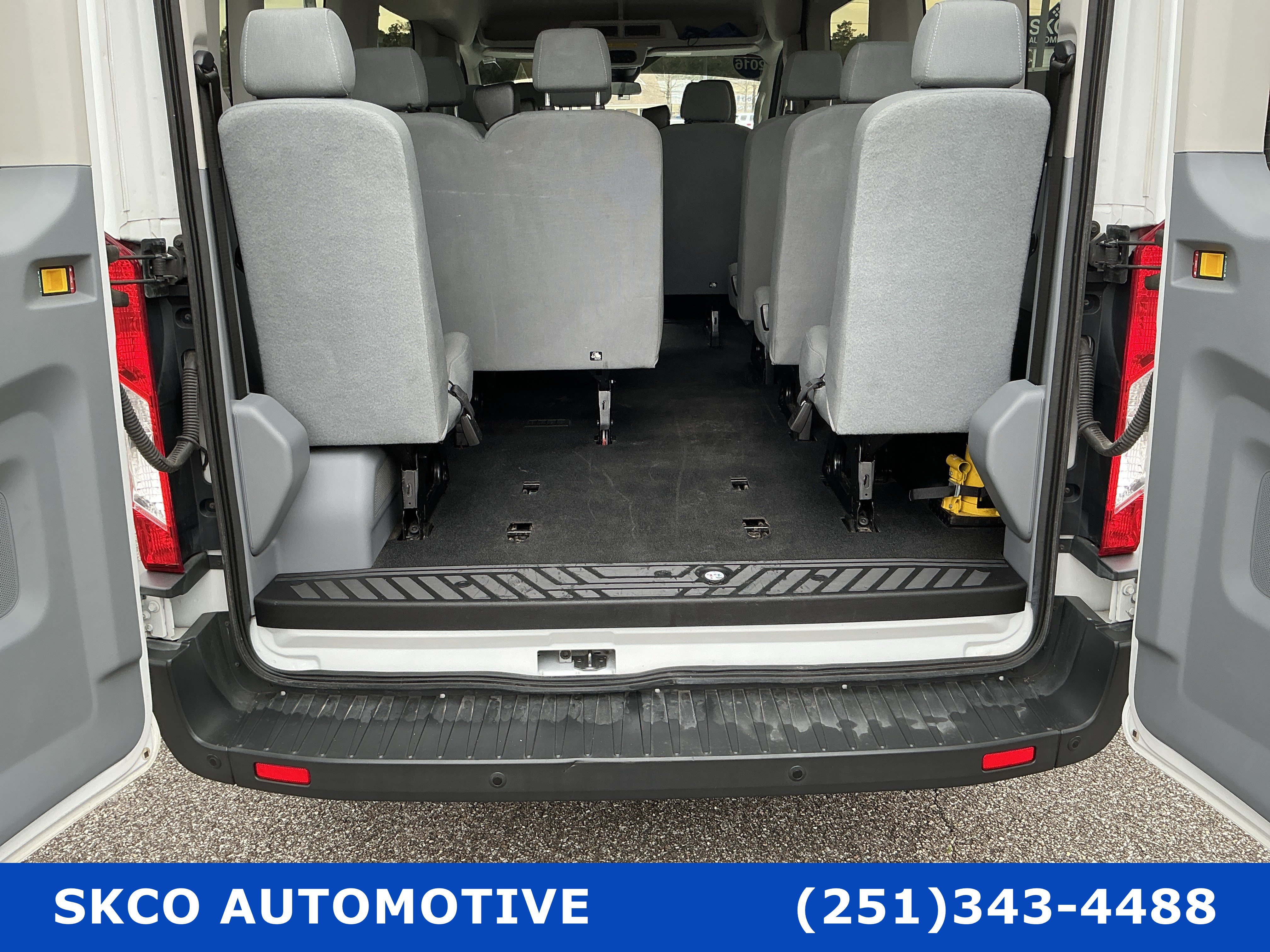 Used 2016 Ford Transit 350 XL RWD image 21