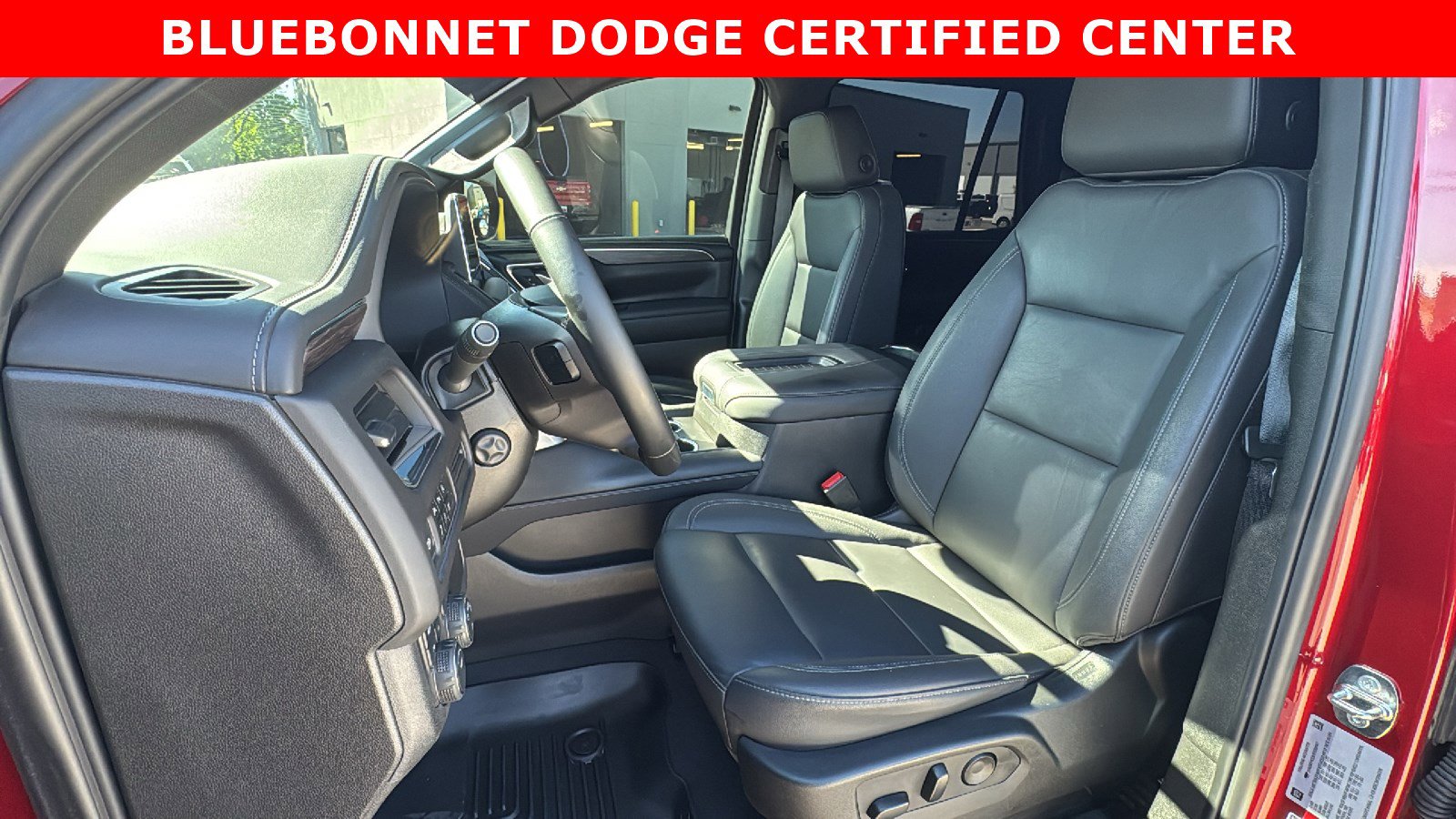 Used 2024 Chevrolet Tahoe Z71 w/ Luxury Package image 14