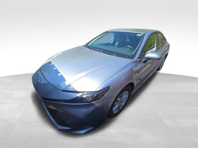 Used 2025 Toyota Camry LE FWD image 2