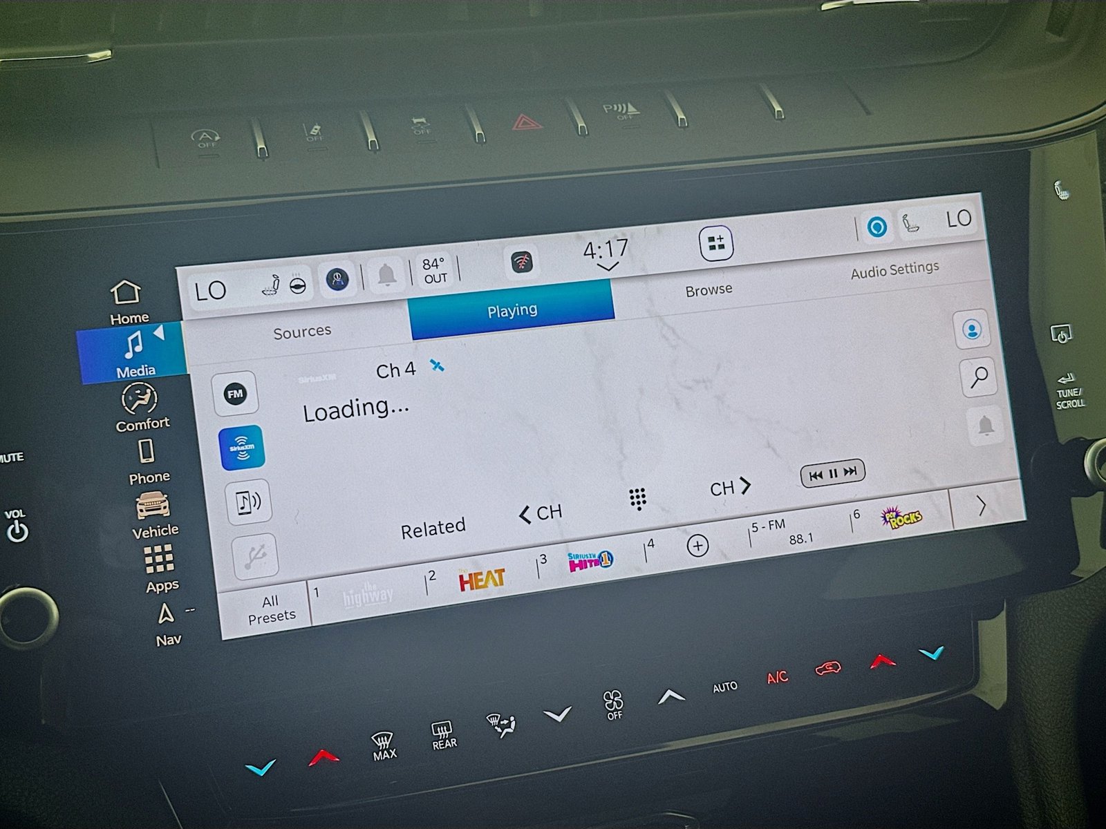 New 2026 Jeep Grand Cherokee L 4WD image 15