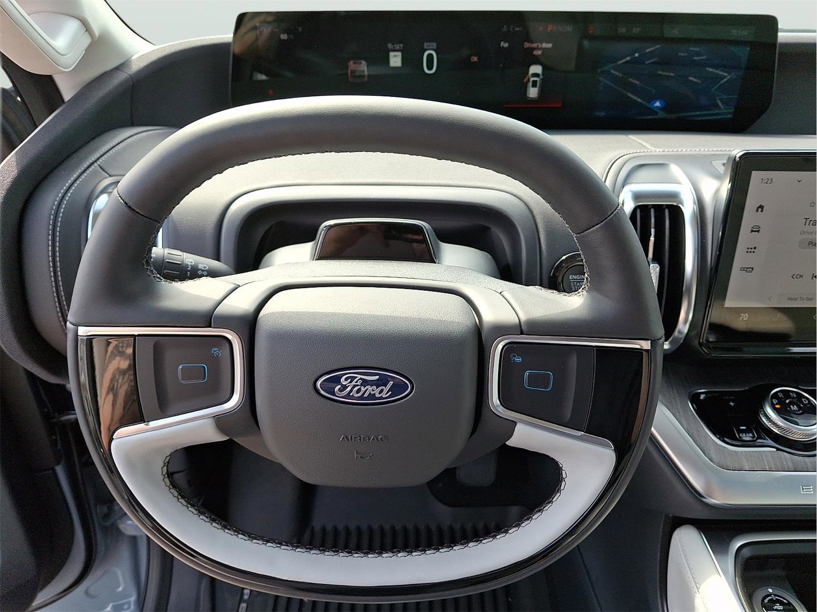 New 2025 Ford Expedition Platinum w/ Platinum Ultimate Package AWD/4WD image 26