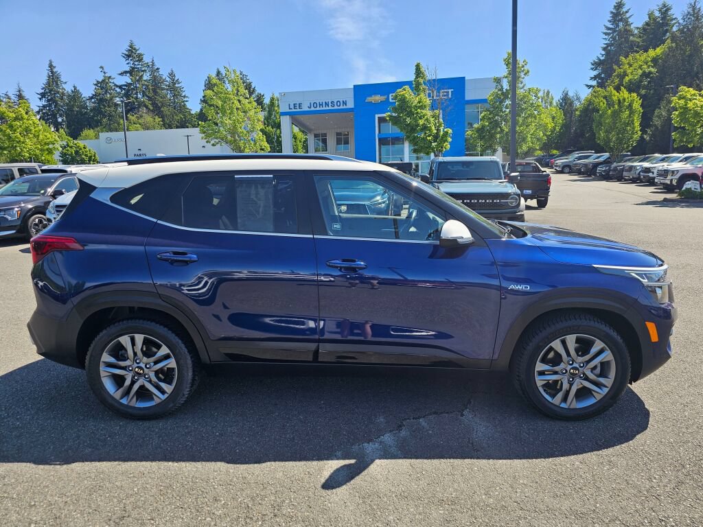 Used 2021 Kia Seltos S AWD/4WD image 4
