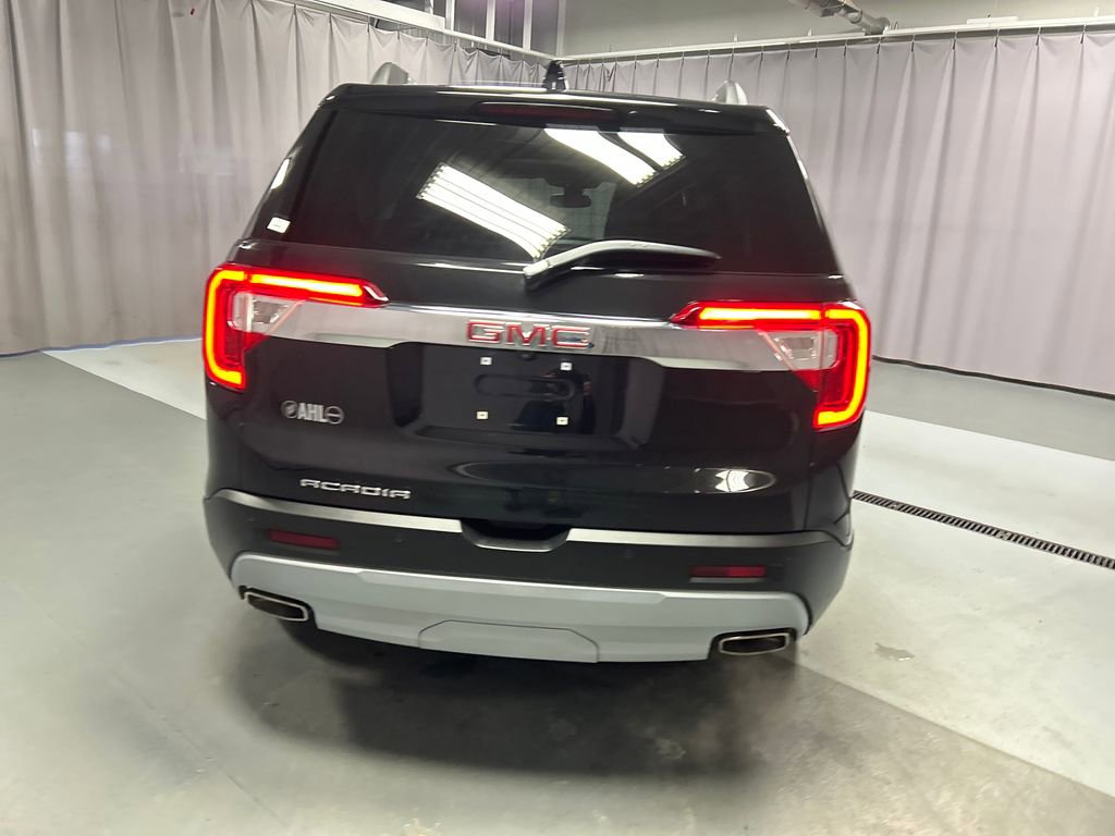 Used 2023 GMC Acadia SLT w/ Technology Package image 6
