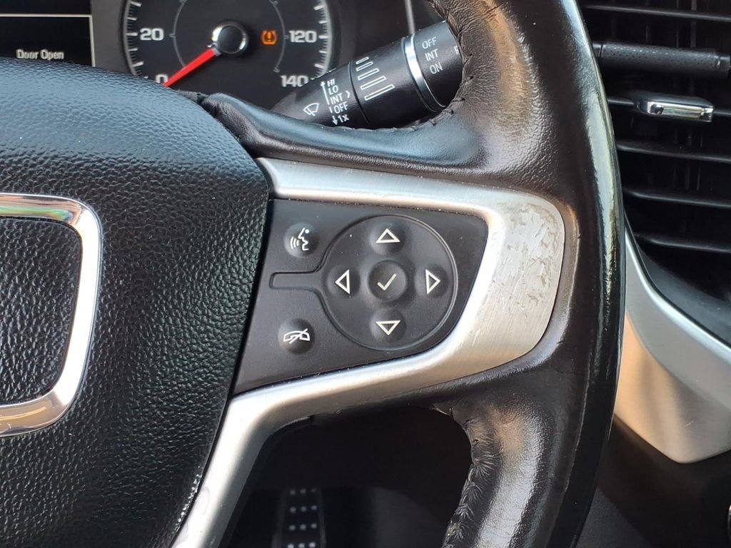 Used 2019 GMC Acadia SLE FWD image 19