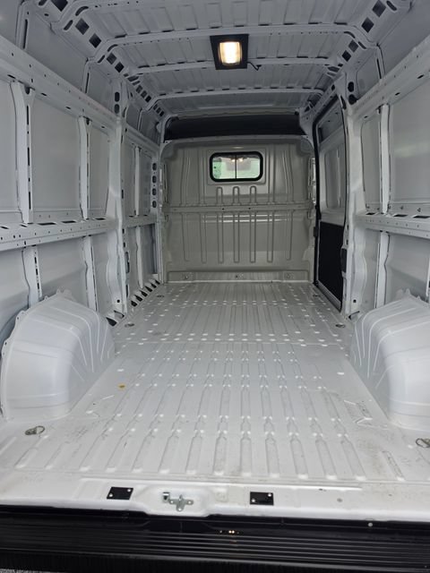 New 2026 RAM ProMaster 2500 w/ Convenience Group FWD image 9