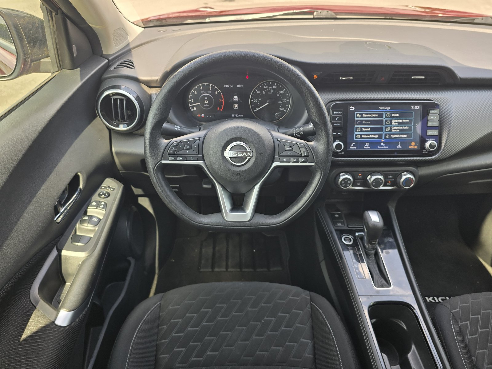 Used 2023 Nissan Kicks SV FWD image 14
