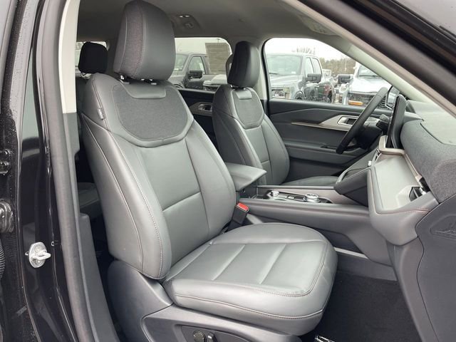 New 2026 Ford Explorer Active w/ Active Comfort Package image 22