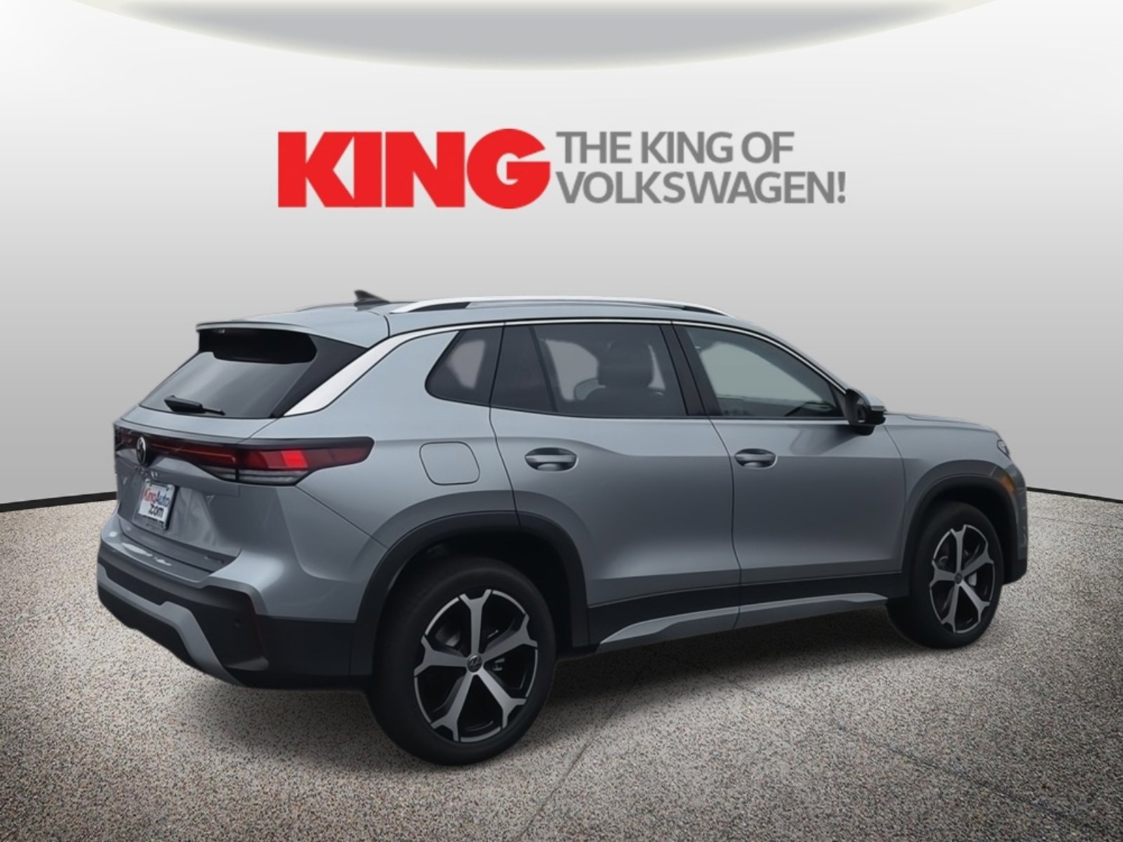 New 2026 Volkswagen Tiguan SE image 3