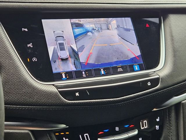 Used 2023 Cadillac XT5 Premium Luxury w/ Technology Package FWD image 9