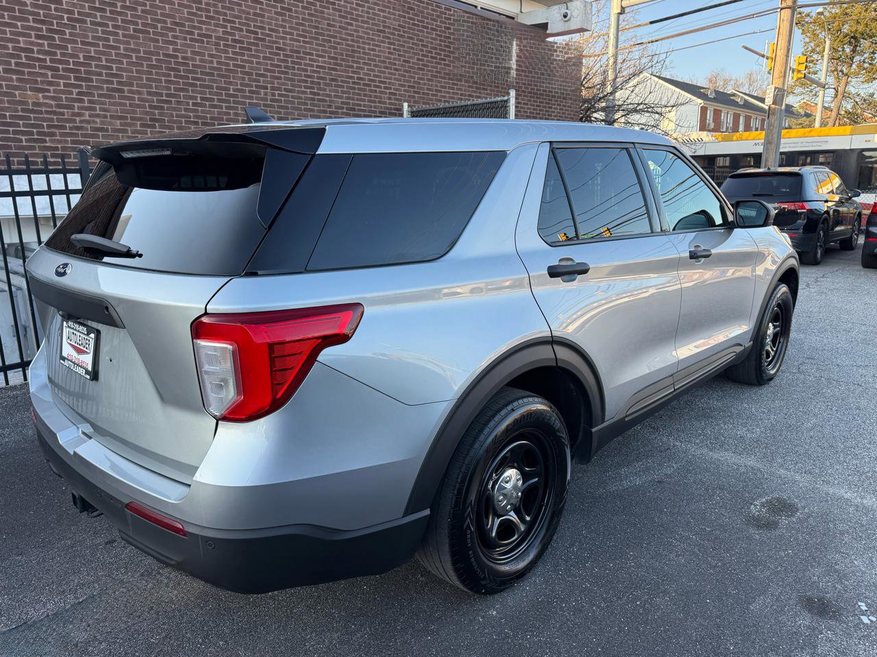 Used 2023 Ford Explorer 4WD Police Interceptor image 11
