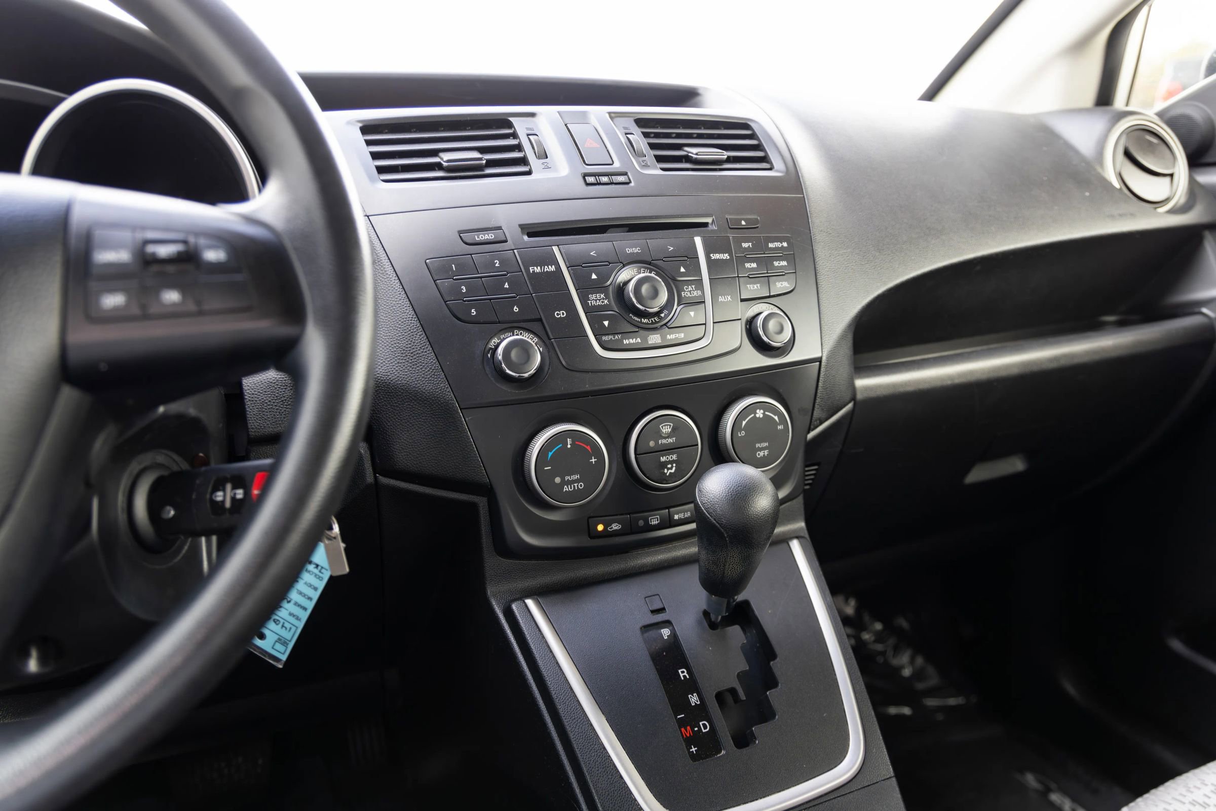 Used 2012 MAZDA MAZDA5 Sport image 24