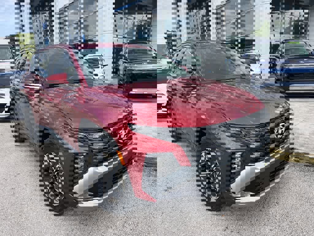 Certified 2025 Hyundai Tucson SEL image 1