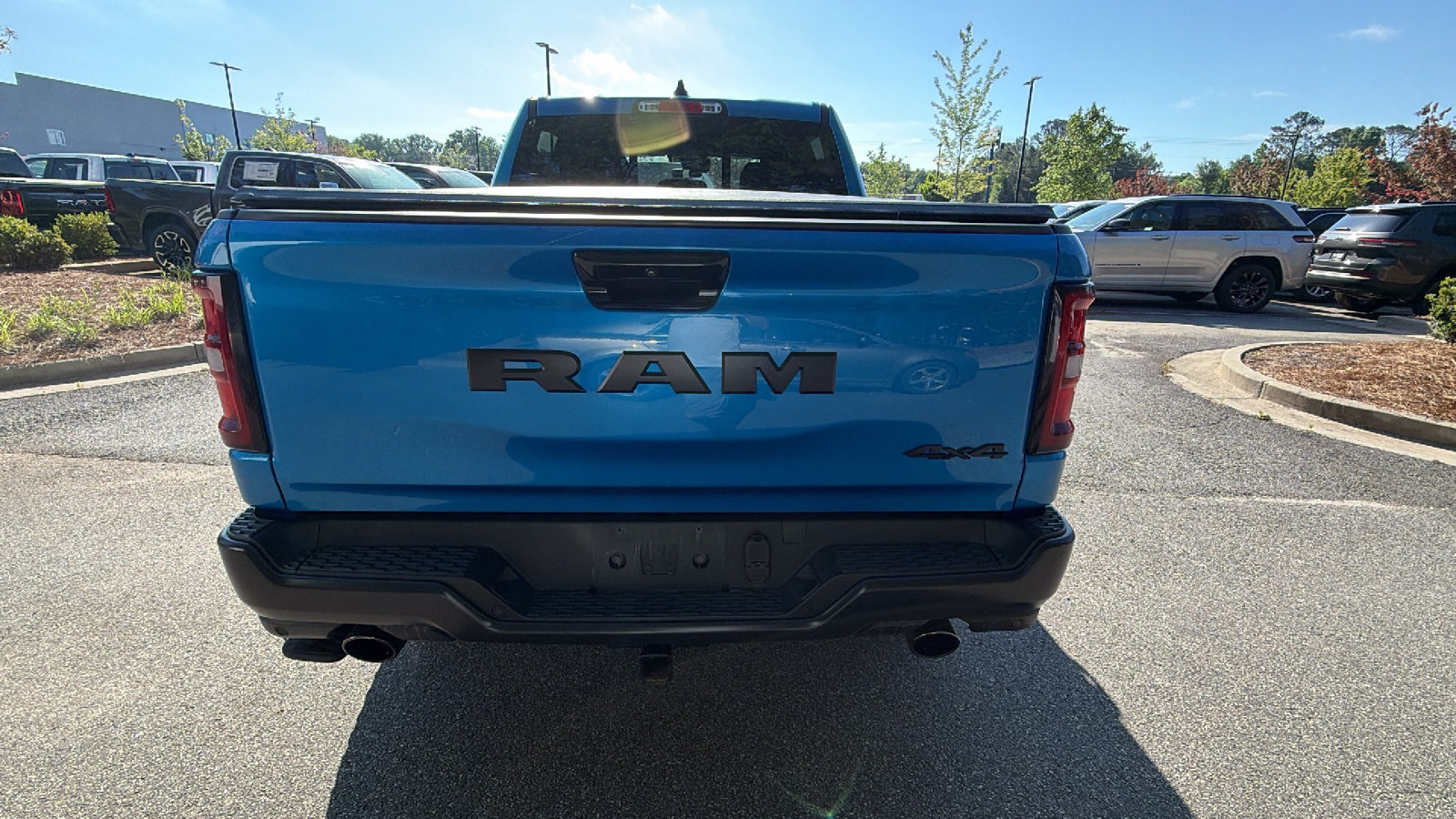 Used 2025 RAM 1500 Warlock AWD/4WD image 9