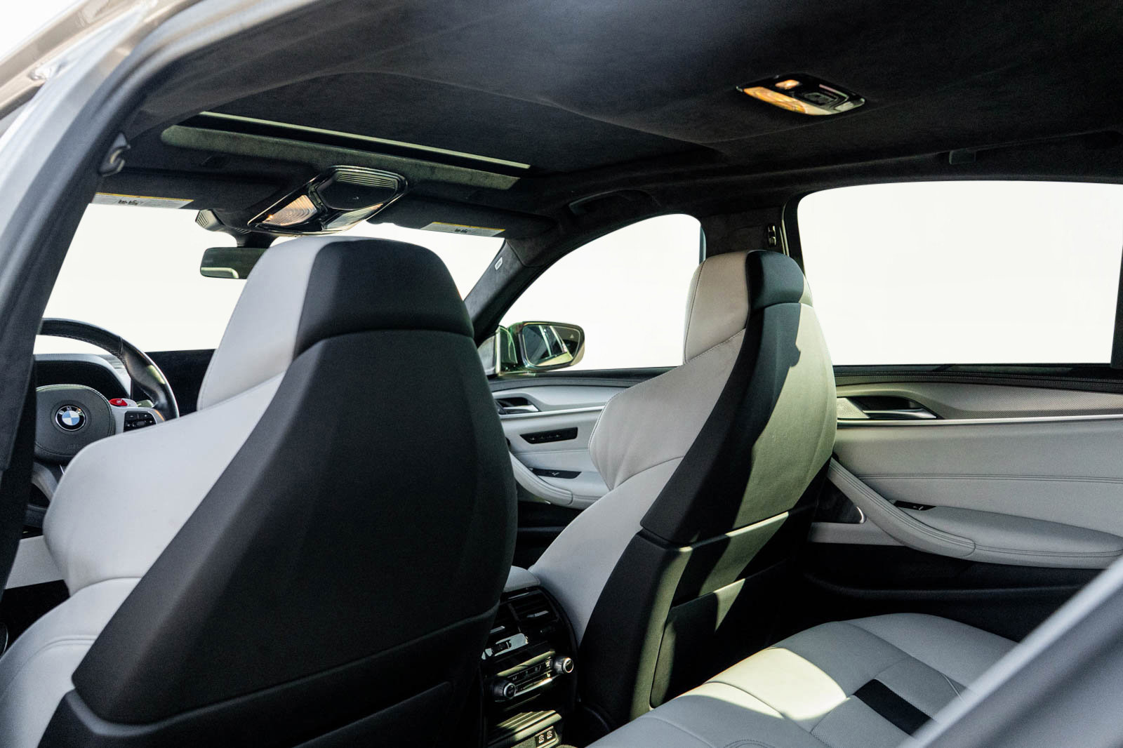 Used 2021 BMW M5 w/ Executive Package image 45