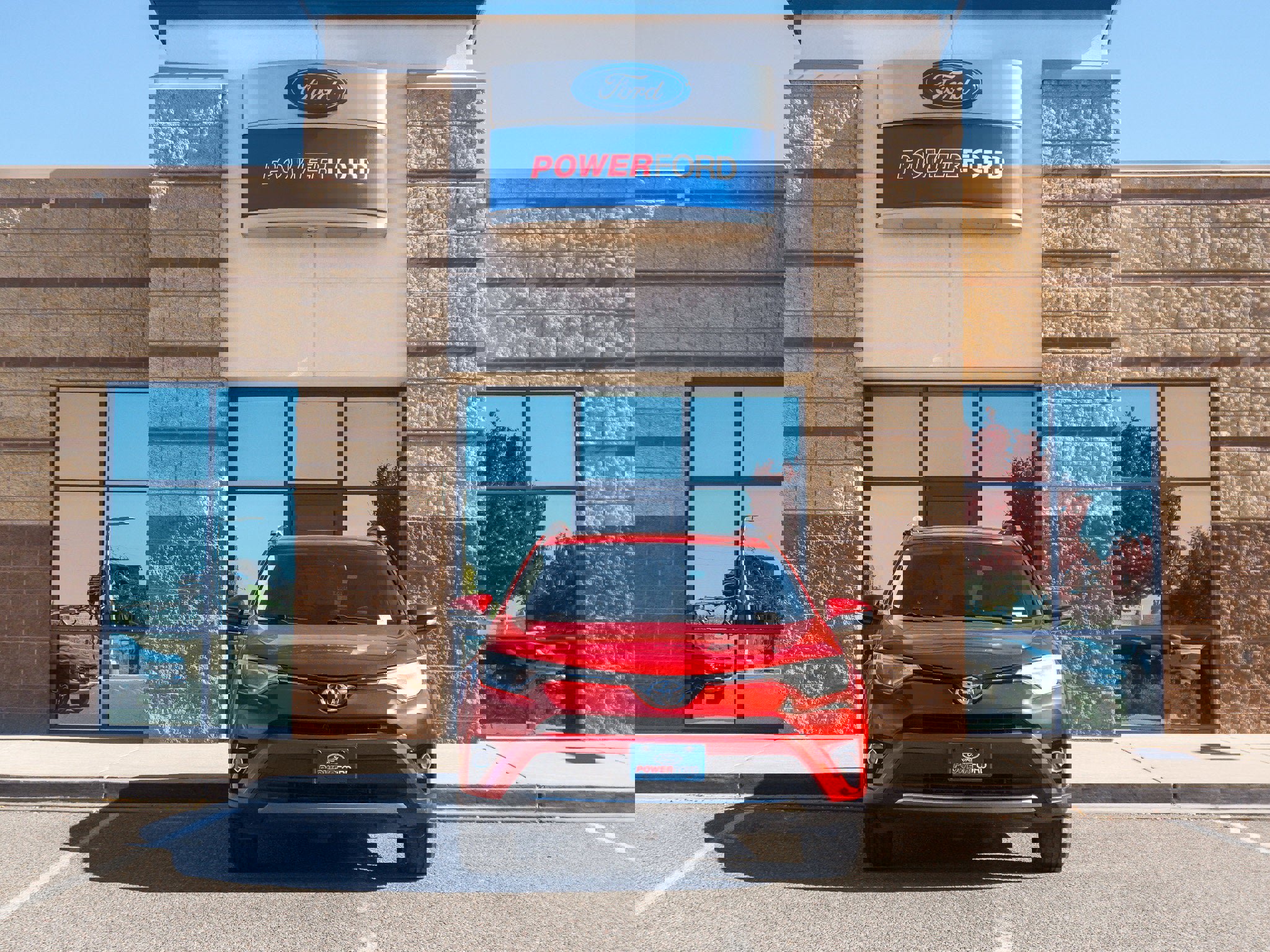 Used 2016 Toyota RAV4 XLE image 3