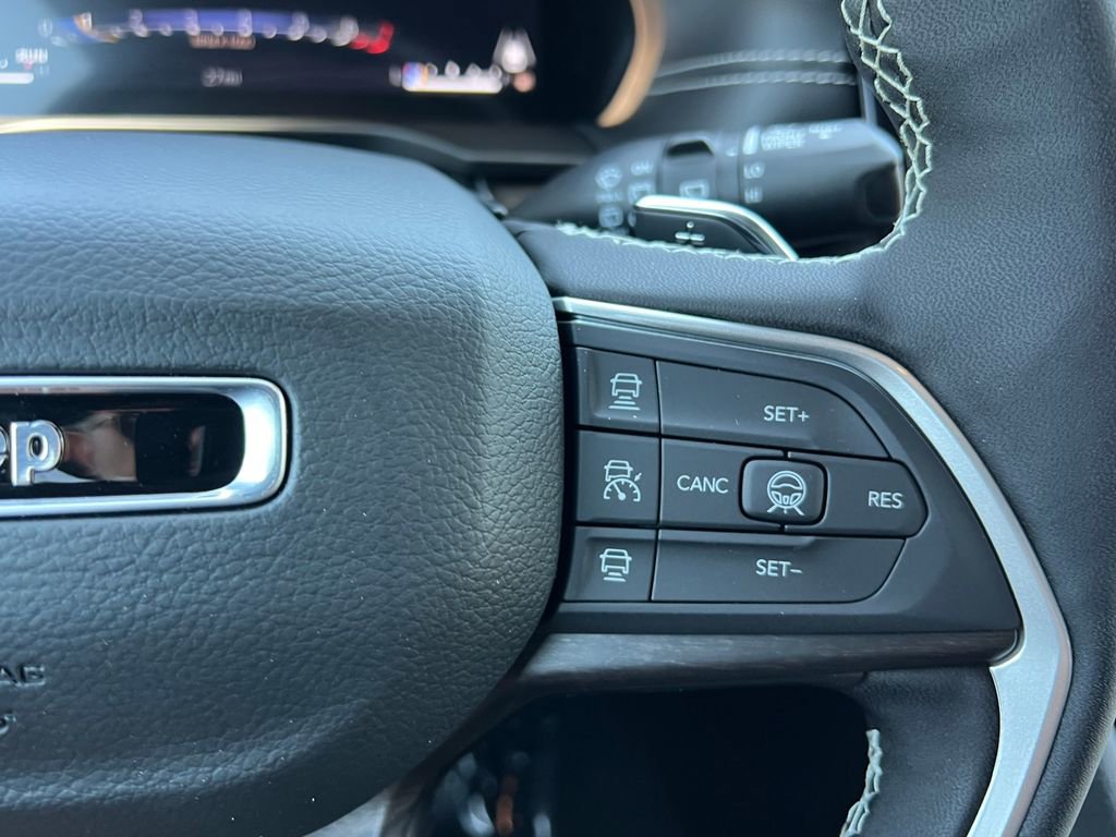 New 2026 Jeep Grand Cherokee L 4WD image 22