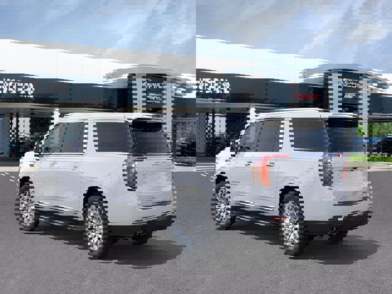 New 2026 GMC Yukon XL Denali image 3