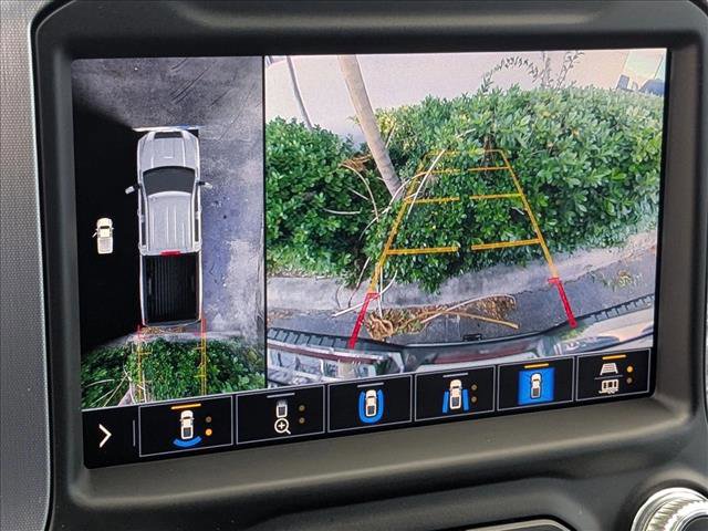 Used 2021 GMC Sierra 2500 SLT w/ SLT Preferred Package image 13