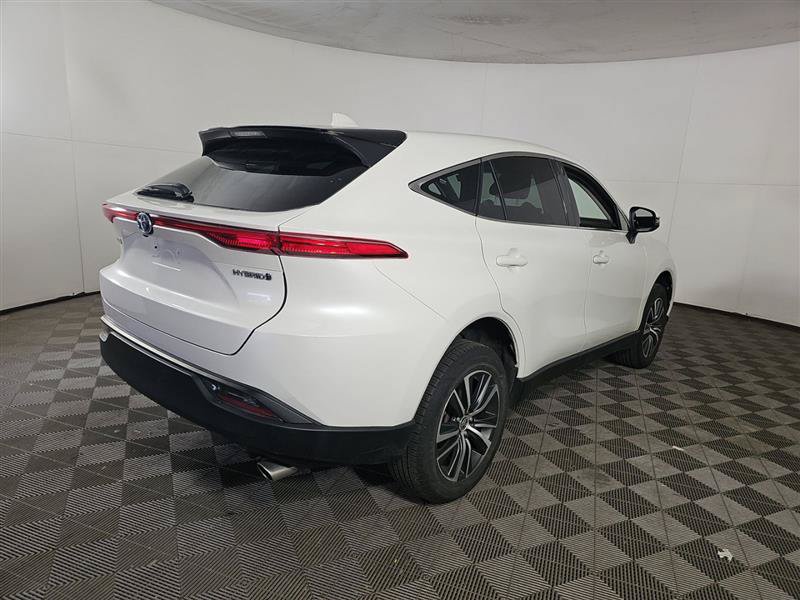 Used 2022 Toyota Venza LE AWD/4WD image 4