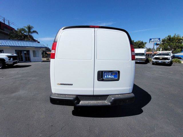 New 2026 Chevrolet Express 2500 w/ Driver Convenience Package RWD image 7