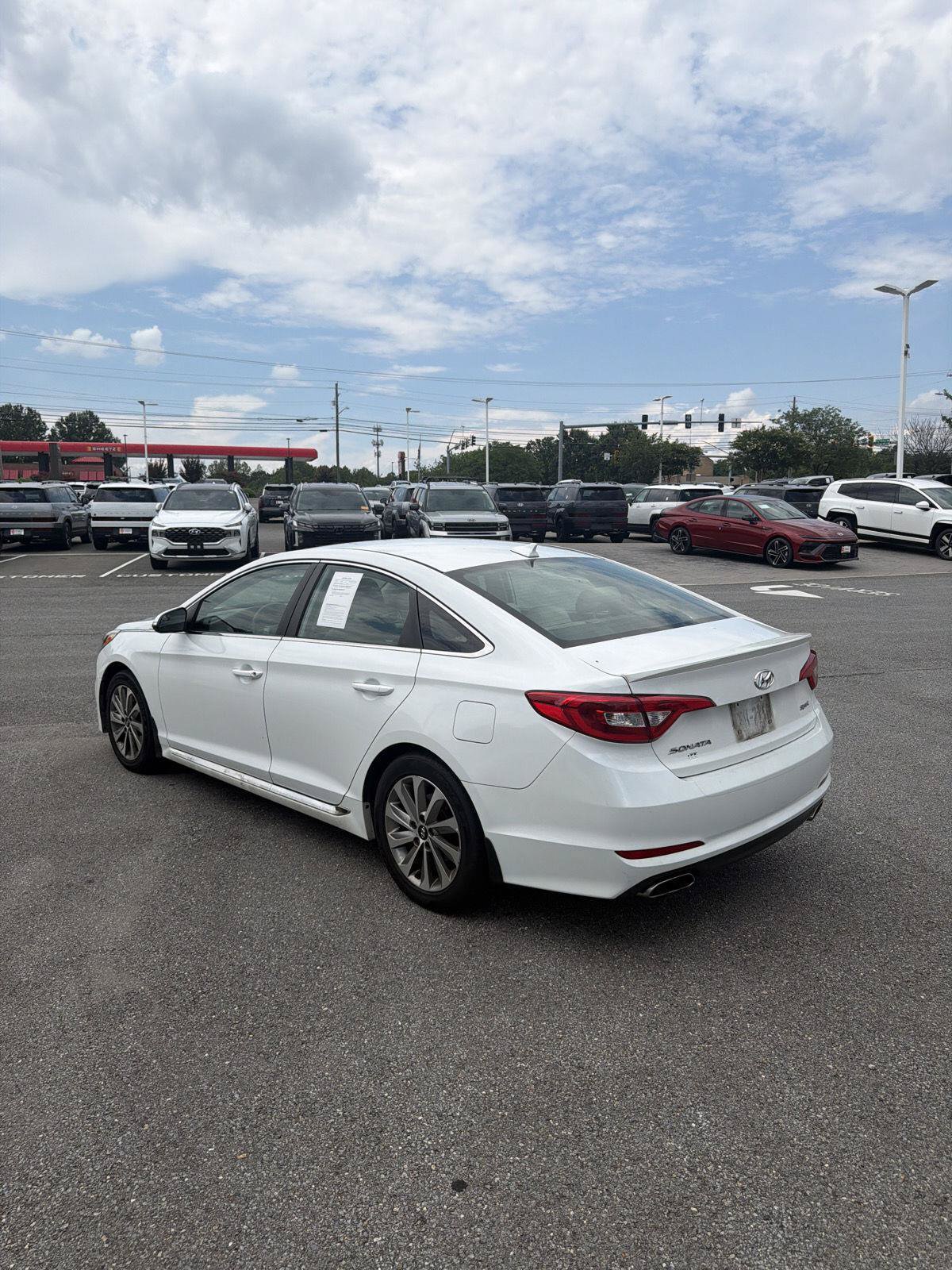 Used 2017 Hyundai Sonata Sport w/ Winter Weather Package FWD image 6